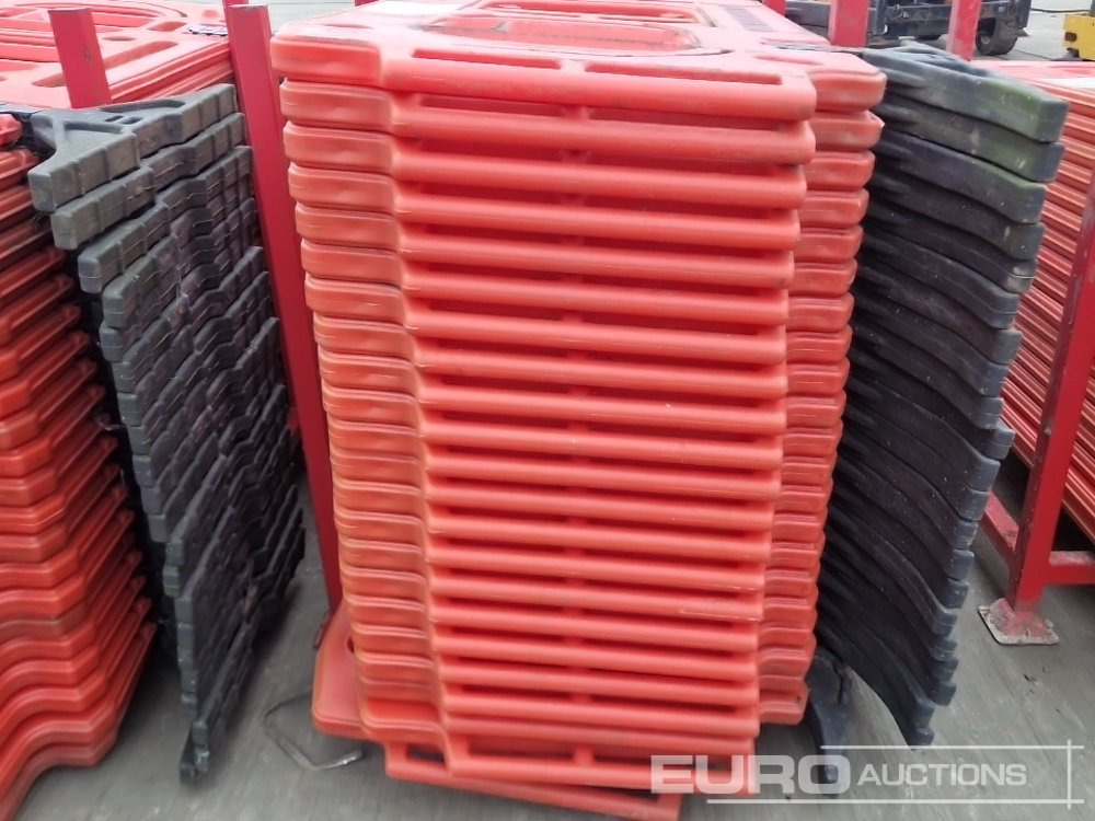 Construction equipment Stillage of Plastic Pedestrian Fencing (3 of): picture 14