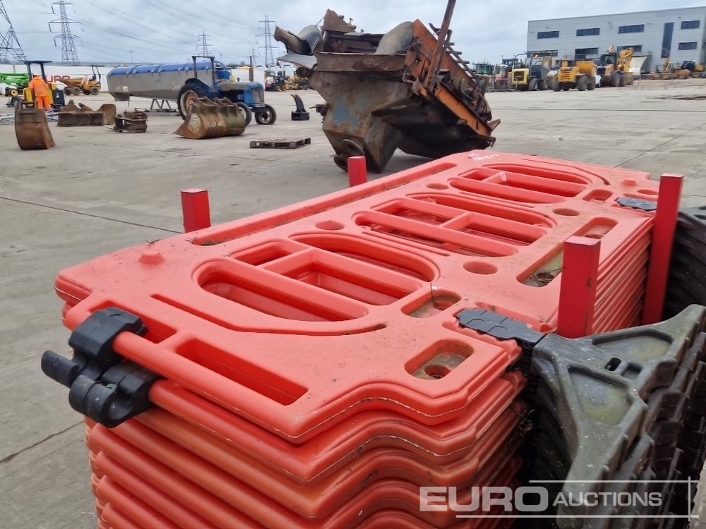 Construction equipment Stillage of Plastic Pedestrian Fencing (3 of): picture 21