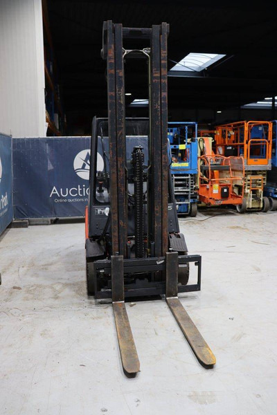 Electric forklift Linde E25-02: picture 7