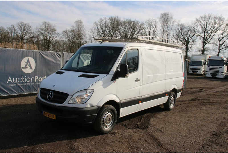 Panel van Mercedes-Benz Sprinter: picture 8