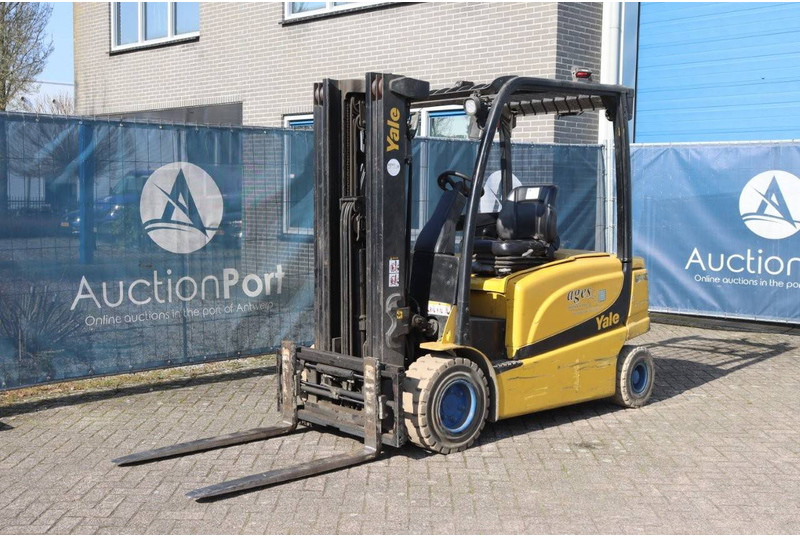 Electric forklift Yale ERP25VL E2145: picture 8